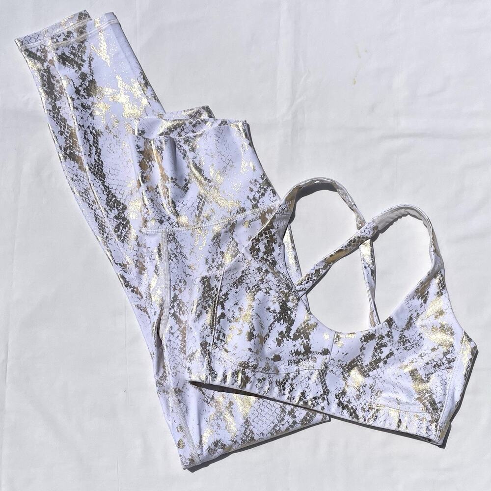 Carbon 38 Snakeskin Gold Foil Sports Bra Leggings Set Womens XS White Workout